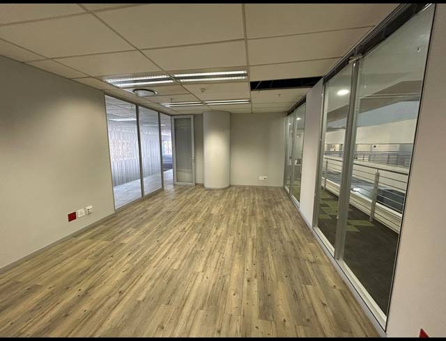 387M² OFFICE TO LET IN SANDTON CENTRAL